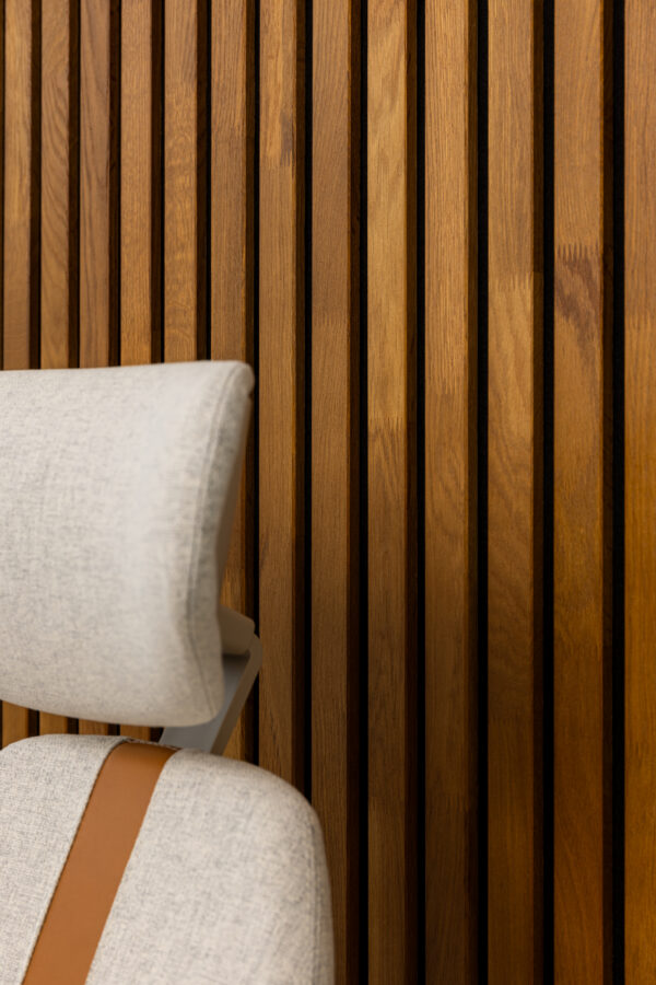 Acoustic wall panel - 40mm slats - 240×40 - dark solid oak - Image 2